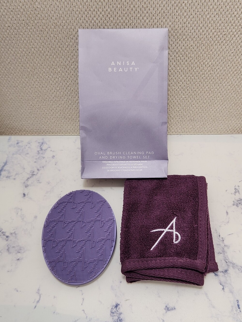 Anita Beauty Oval Brush Cleaning Pad and Drying Towel Set